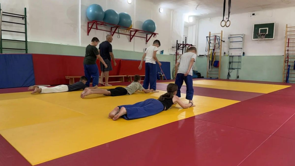 В Ясиноватой прошла открытая тренировка по дзюдо, в рамках партийного проекта Единой России «Выбор сильных» В Ясиноватой прошла открытая тренировка по дзюдо, в рамках партийного проекта Единой России «Выбор сильных»