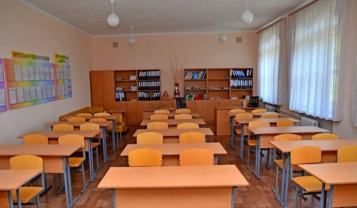 Почти 90% школ ДНР начнут учебный год очно