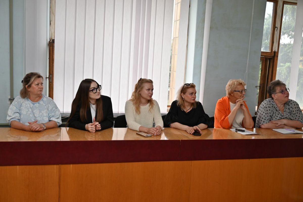 Иван Адамец: В преддверии профессионального праздника в стенах Управы Куйбышевского района прошла познавательная викторина «Как хорошо вы знаете горное дело?» Иван Адамец: В преддверии профессионального праздника в стенах Управы Куйбышевского района прошла познавательная викторина «Как хорошо вы знаете горное дело?»