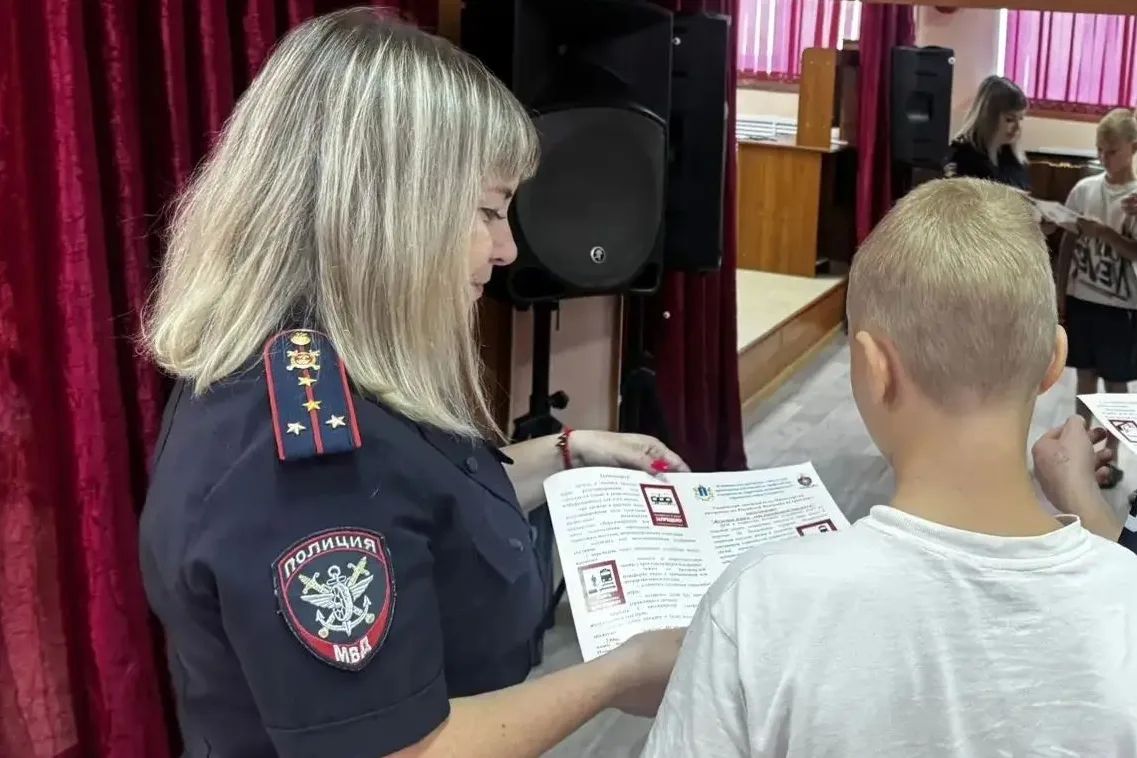 В Ульяновской области сотрудники транспортной полиции провели профилактические встречи со школьниками В Ульяновской области сотрудники транспортной полиции провели профилактические встречи со школьниками