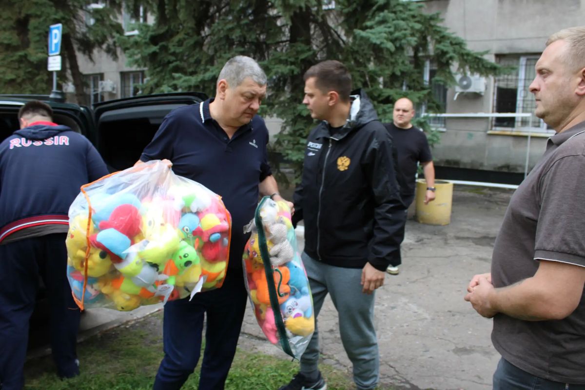 Иван Приходько: Глава городского округа город Елец, города-побратима Горловки, Вячеслав Павлович Жабин, с рабочим визитом посетил наш город Иван Приходько: Глава городского округа город Елец, города-побратима Горловки, Вячеслав Павлович Жабин, с рабочим визитом посетил наш город