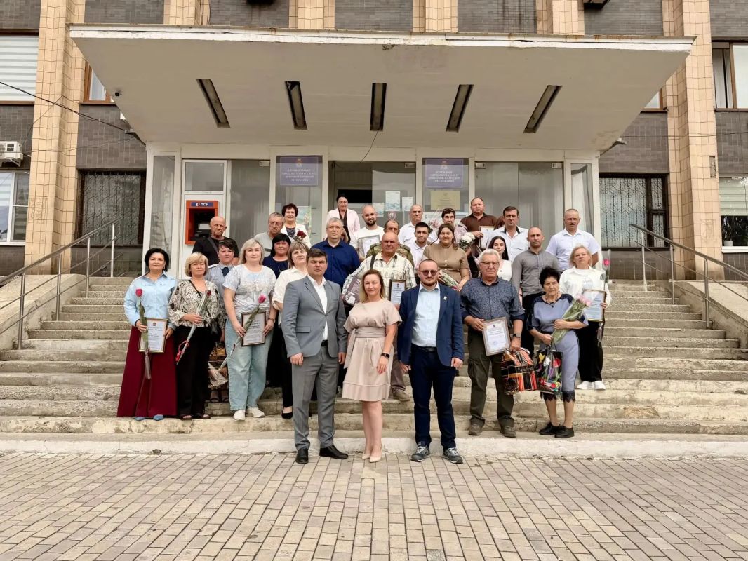В городском округе Торез состоялось торжественное мероприятие ко Дню города и Дню шахтера