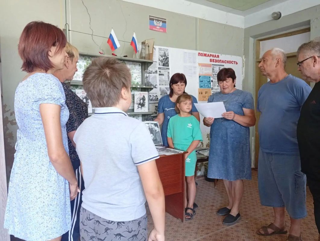 28 августа 2026 года в преддверии Дня Шахтера, в МБУ "Зачатовский СДК", совместно с Зачатовской библиотекой, прошла фотовыставка "Рубежи шахтерской славы" 28 августа 2026 года в преддверии Дня Шахтера, в МБУ "Зачатовский СДК", совместно с Зачатовской библиотекой, прошла фотовыставка "Рубежи шахтерской славы"