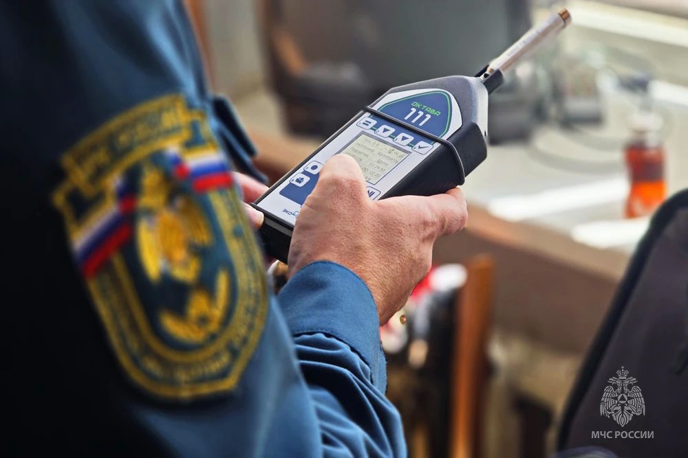 В ДНР сотрудники МЧС России проводят обязательные профилактические визиты по пожарной безопасности в учебных заведениях В ДНР сотрудники МЧС России проводят обязательные профилактические визиты по пожарной безопасности в учебных заведениях