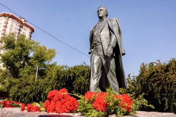 Михаил Желтяков: Его неповторимый голос невозможно было спутать ни с одним другим, а песни Иосифа Кобзона стали родными для нескольких поколений