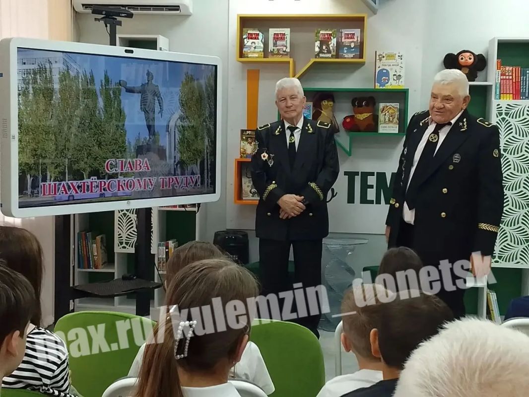 Алексей Кулемзин: В честь наших любимых праздников – Дня города и Дня шахтёра – учреждения культуры Донецка превратились в настоящие очаги тепла и творчества! Алексей Кулемзин: В честь наших любимых праздников – Дня города и Дня шахтёра – учреждения культуры Донецка превратились в настоящие очаги тепла и творчества!