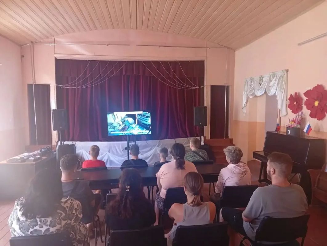 Донбасс помнит своих Героев Донбасс помнит своих Героев
