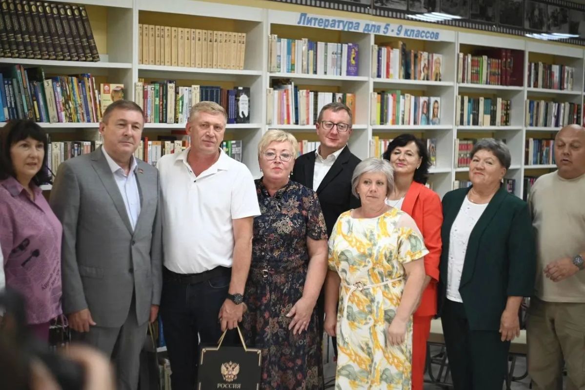 «Библиотека Героев»: новая жизнь книг и памяти в Володарском МО «Библиотека Героев»: новая жизнь книг и памяти в Володарском МО