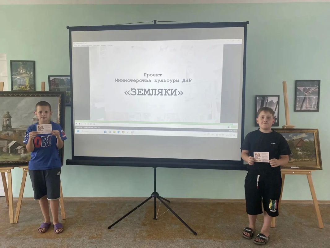 В рамках культурно-просветительского проекта «Земляки» в честь 149-летия со дня рождения основателя российского кинематографа А.А. Ханжонкова, в целях увековечения памяти о пионере отечественной киноиндустрии, а также... В рамках культурно-просветительского проекта «Земляки» в честь 149-летия со дня рождения основателя российского кинематографа А.А. Ханжонкова, в целях увековечения памяти о пионере отечественной киноиндустрии, а также...
