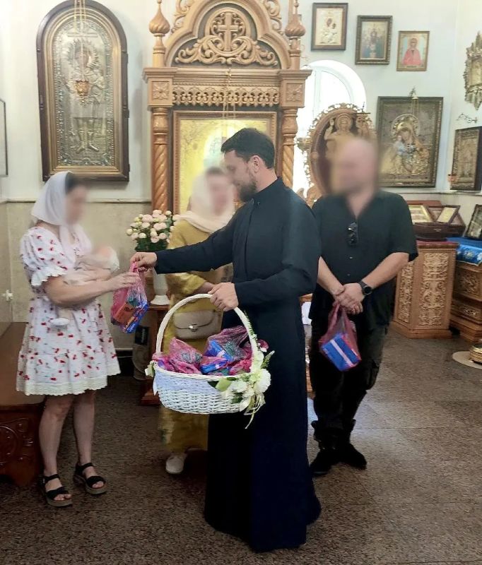 Осужденные без изоляции от общества встретились со священнослужителем Осужденные без изоляции от общества встретились со священнослужителем