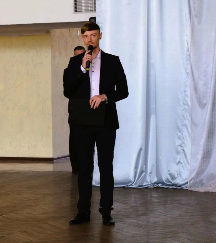 Тематический час памяти, посвящённый Иосифу Кобзону и Александру Захарченко Тематический час памяти, посвящённый Иосифу Кобзону и Александру Захарченко