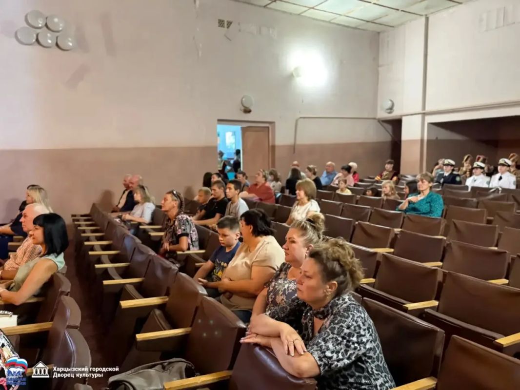 Золотарёвском СДК прошёл праздничный концерт, приуроченный ко Дню шахтёра и Дню села Золотарёвка Золотарёвском СДК прошёл праздничный концерт, приуроченный ко Дню шахтёра и Дню села Золотарёвка
