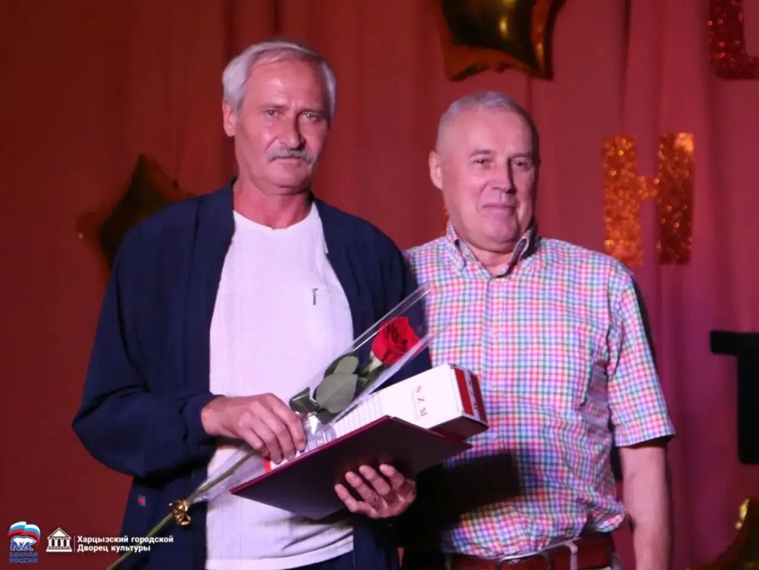 Золотарёвском СДК прошёл праздничный концерт, приуроченный ко Дню шахтёра и Дню села Золотарёвка Золотарёвском СДК прошёл праздничный концерт, приуроченный ко Дню шахтёра и Дню села Золотарёвка