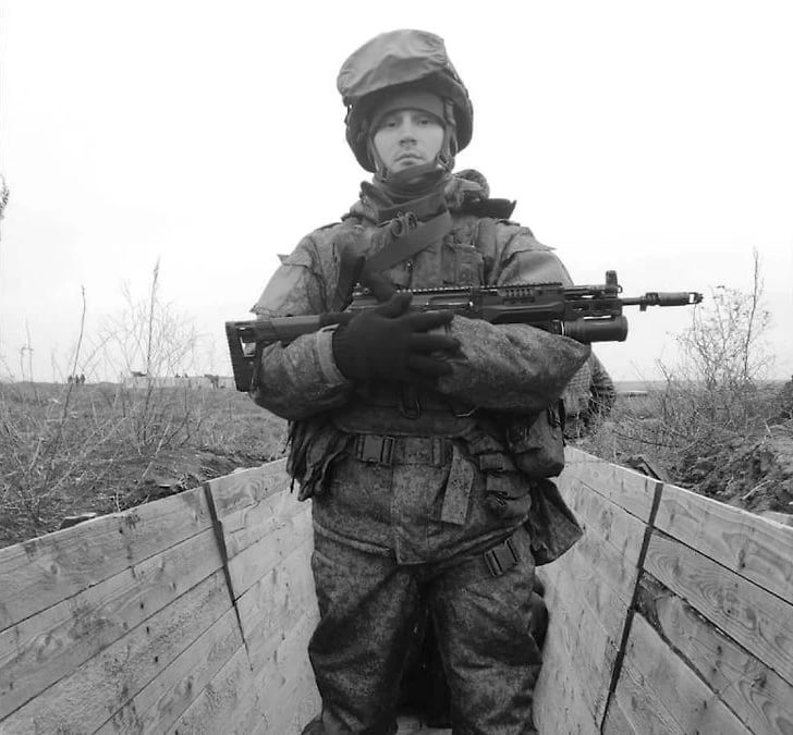 На СВО погиб знаменитый помощник Жириновского, известный по мему «Сафонов, оплатить!» На СВО погиб знаменитый помощник Жириновского, известный по мему «Сафонов, оплатить!»