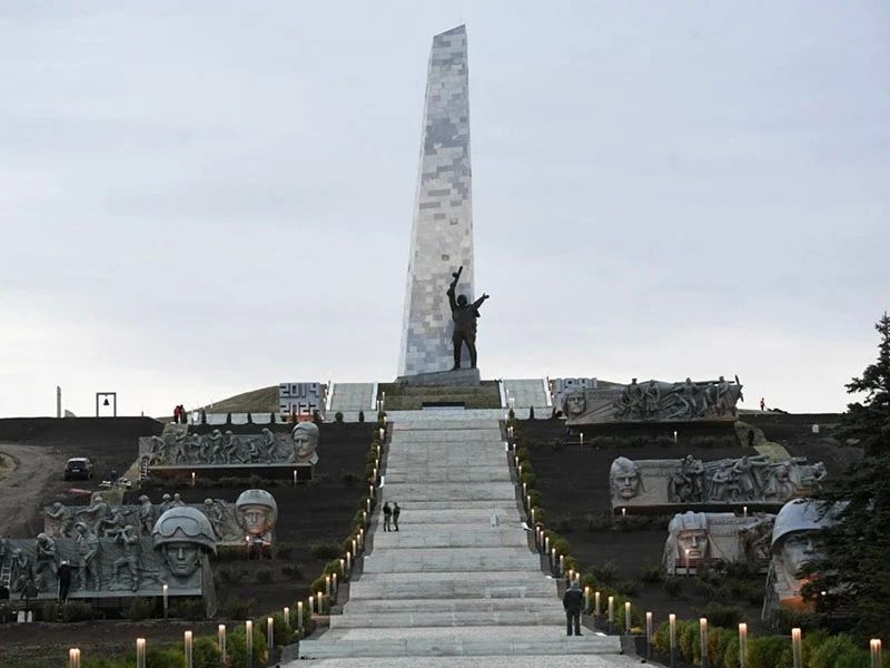 «Овеянный легендами курган» «Овеянный легендами курган»