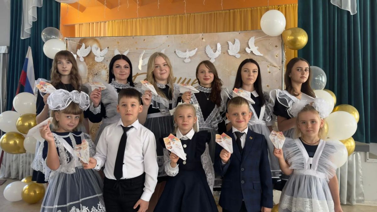 В школах Снежного прошла акция «Самолётик будущего» В школах Снежного прошла акция «Самолётик будущего»