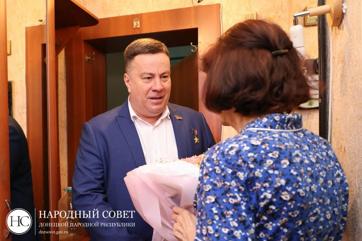 Константин Кузьмин: Отреагировал на обращение в чат-бот Главы ДНР Дениса Пушилина Константин Кузьмин: Отреагировал на обращение в чат-бот Главы ДНР Дениса Пушилина