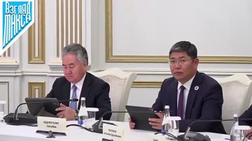 Президент России Владимир Путин провёл встречу с президентом Киргизии Садыром Жапаровым на полях саммита ШОС в Бишкеке