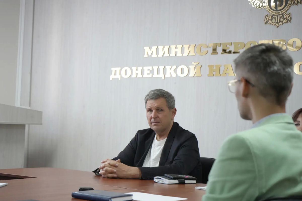 Михаил Желтяков: Творческие союзы всегда играли особую роль в культурной жизни региона Михаил Желтяков: Творческие союзы всегда играли особую роль в культурной жизни региона