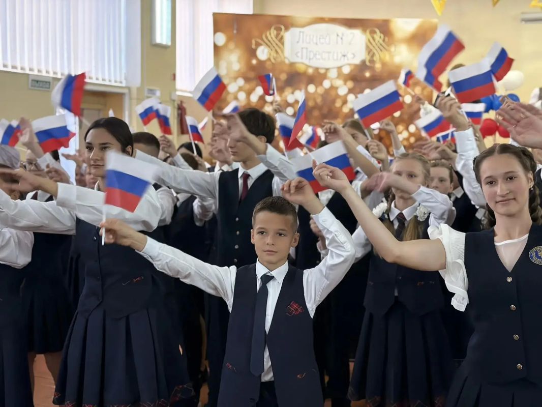 1 сентября 2026 года в общеобразовательных организациях городского округа Макеевка проведены мероприятия, посвящённая Дню знаний 1 сентября 2026 года в общеобразовательных организациях городского округа Макеевка проведены мероприятия, посвящённая Дню знаний