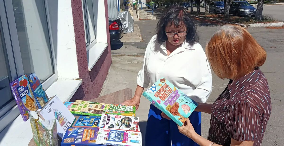 На днях в абонемент детской библиотеки–филиала поступили книжные новинки На днях в абонемент детской библиотеки–филиала поступили книжные новинки
