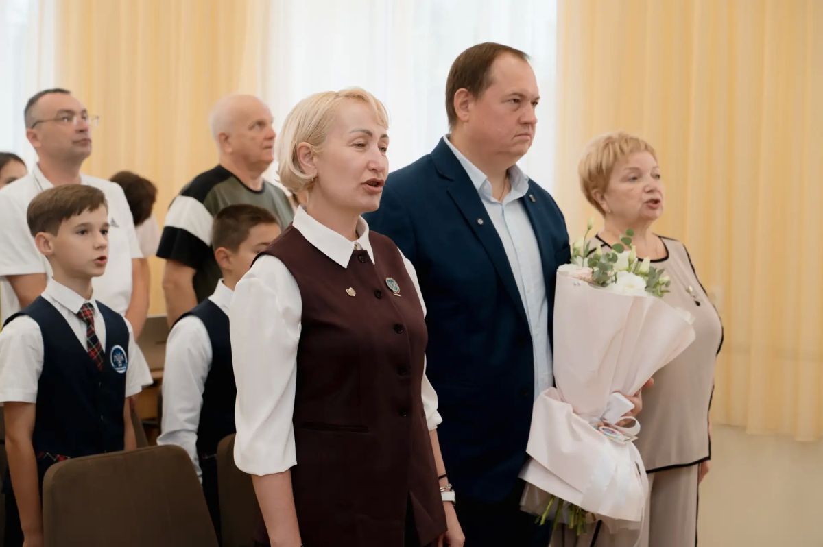 Учится, Верить, Побеждать ! Учится, Верить, Побеждать !