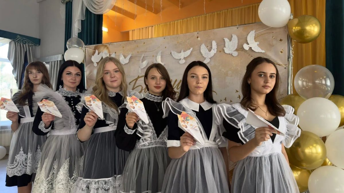 В школах Снежного прошла акция «Самолётик будущего» В школах Снежного прошла акция «Самолётик будущего»