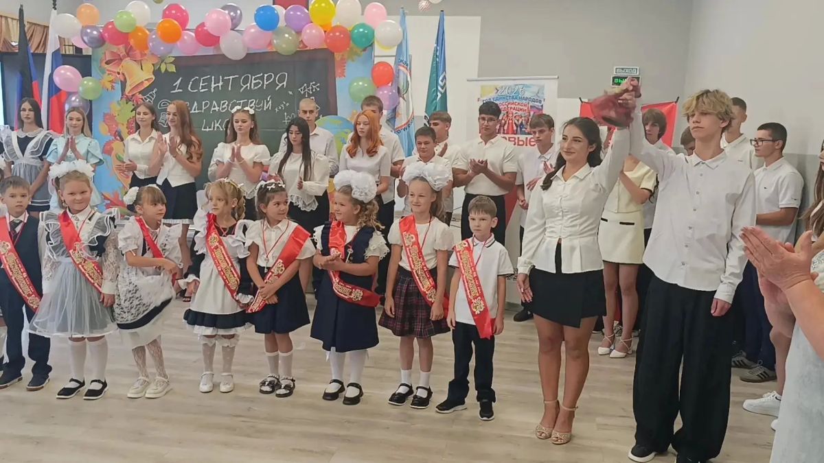 Продолжаем путешествие по школам Мангушского округа! Продолжаем путешествие по школам Мангушского округа!