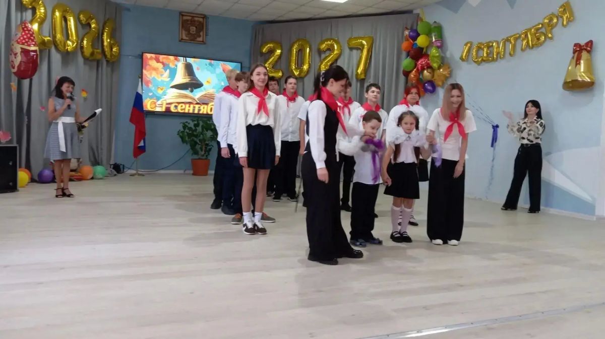 Сегодня в школах Ясиноватского муниципального округа прозвенел первый звонок Сегодня в школах Ясиноватского муниципального округа прозвенел первый звонок