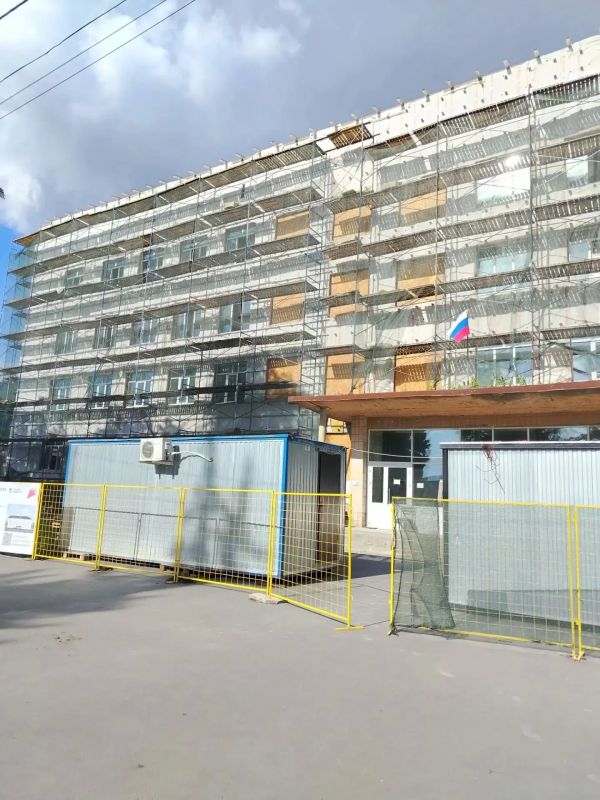 В Иловайске продолжается масштабное обновление городской поликлиники В Иловайске продолжается масштабное обновление городской поликлиники