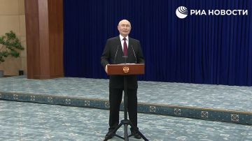 Город Святогорск в ДНР перешёл под контроль ВС РФ Об этом заявил Президент России Владимир Путин на пресс-конференции после саммита ШОС в Бишкеке (Киргизия)
