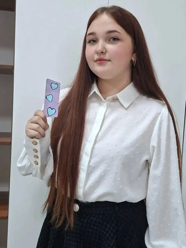 2 сентября в МБУ клуб "Шахтер" состоялось Мастер -класс «Готовимся к школе» изготовление закладок для учебников с участниками художественной самодеятельности 2 сентября в МБУ клуб "Шахтер" состоялось Мастер -класс «Готовимся к школе» изготовление закладок для учебников с участниками художественной самодеятельности