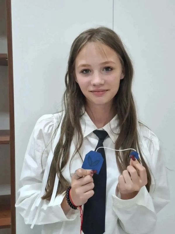 2 сентября в МБУ клуб "Шахтер" состоялось Мастер -класс «Готовимся к школе» изготовление закладок для учебников с участниками художественной самодеятельности 2 сентября в МБУ клуб "Шахтер" состоялось Мастер -класс «Готовимся к школе» изготовление закладок для учебников с участниками художественной самодеятельности
