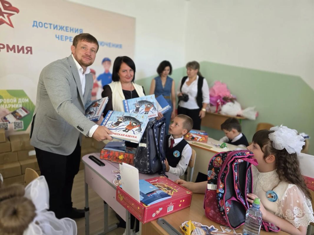 Дети - наше будущее. А их поддержка - это главная цель нашего настоящего Дети - наше будущее. А их поддержка - это главная цель нашего настоящего