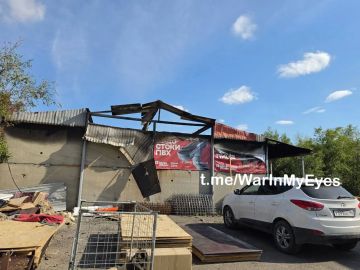Еще один украинский свино-БПЛА атаковал этой ночью строительный магазин в Иловайске