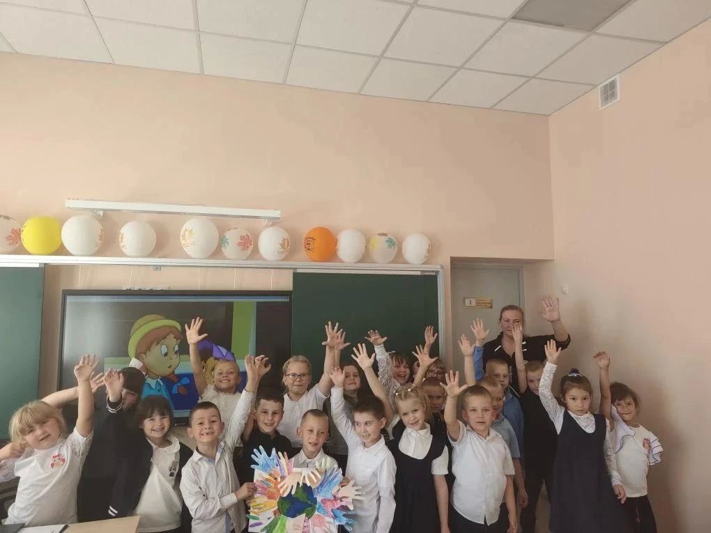 Беречь мир и соблюдать безопасность: в Марьяновке прошла антитеррористическая беседа для детей Беречь мир и соблюдать безопасность: в Марьяновке прошла антитеррористическая беседа для детей