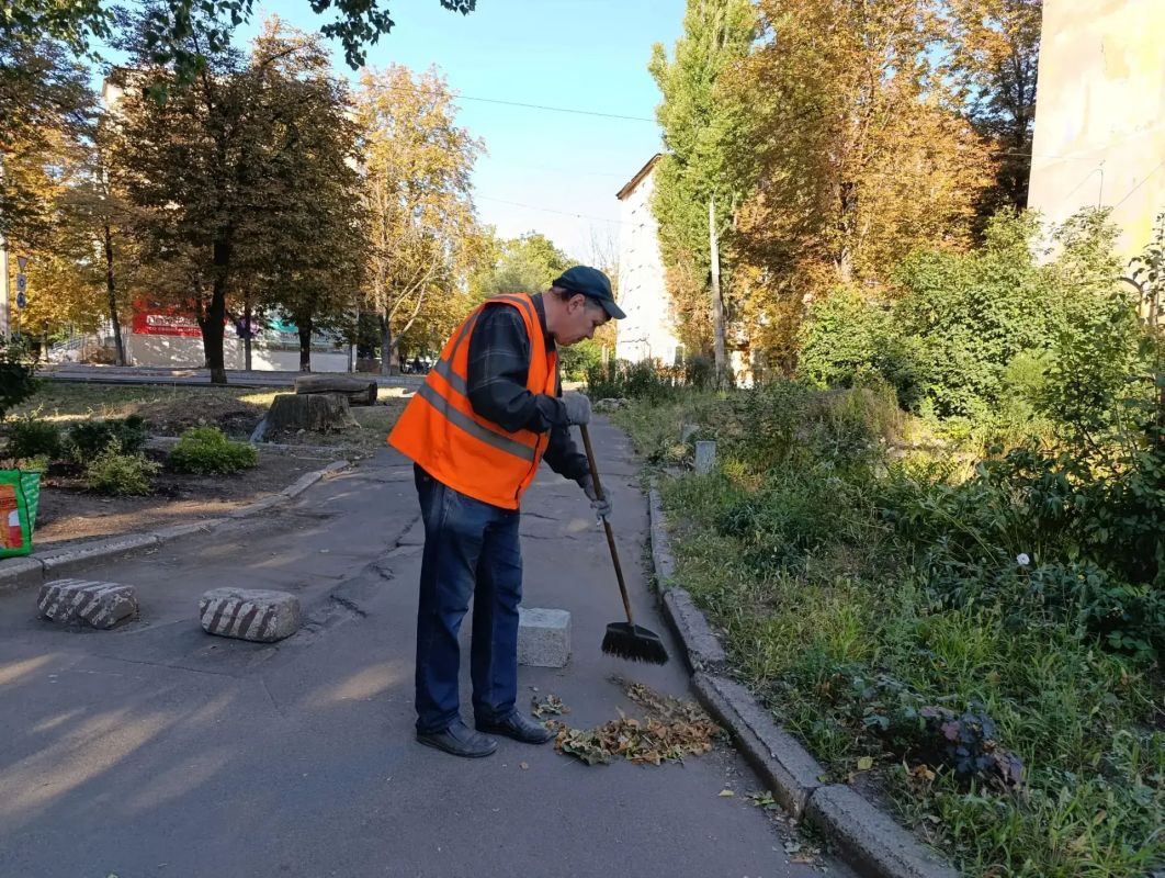 Наталья Бегуненко: В Петровском районе коммунальные предприятия приняли активное участие в акции Чистый четверг Наталья Бегуненко: В Петровском районе коммунальные предприятия приняли активное участие в акции Чистый четверг