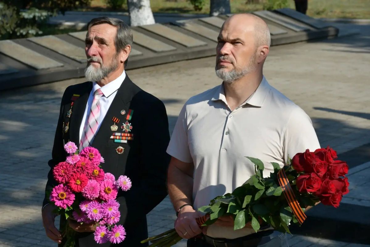 Дебальцево отмечает 83-ю годовщину освобождения от немецко-фашистских захватчиков Дебальцево отмечает 83-ю годовщину освобождения от немецко-фашистских захватчиков