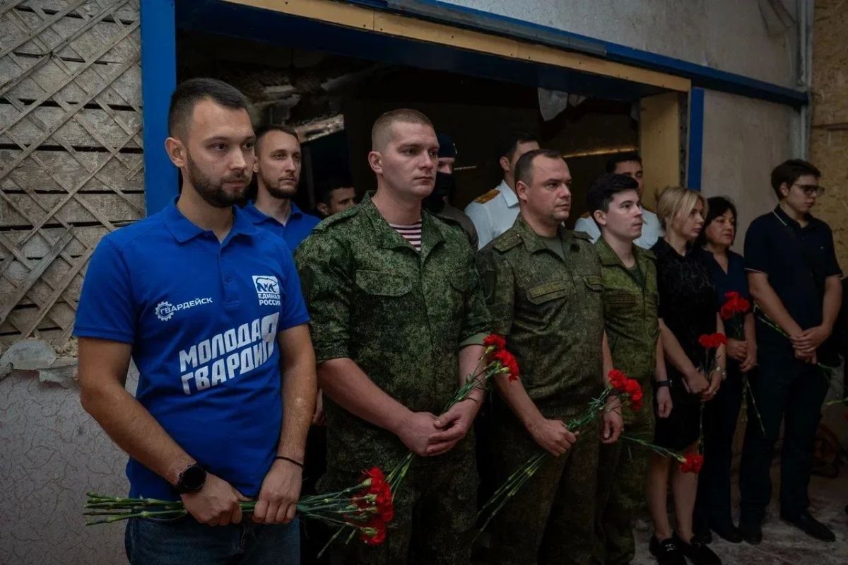 «Нельзя допустить, чтобы эти события были забыты»: в ДНР почтили память жертв терроризма «Нельзя допустить, чтобы эти события были забыты»: в ДНР почтили память жертв терроризма