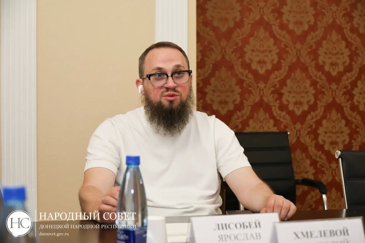 Депутаты обсудили поправки в Трудовой кодекс РФ, разработанные Брянской областной Думой, о судебной защите в сфере трудовых отношений Депутаты обсудили поправки в Трудовой кодекс РФ, разработанные Брянской областной Думой, о судебной защите в сфере трудовых отношений