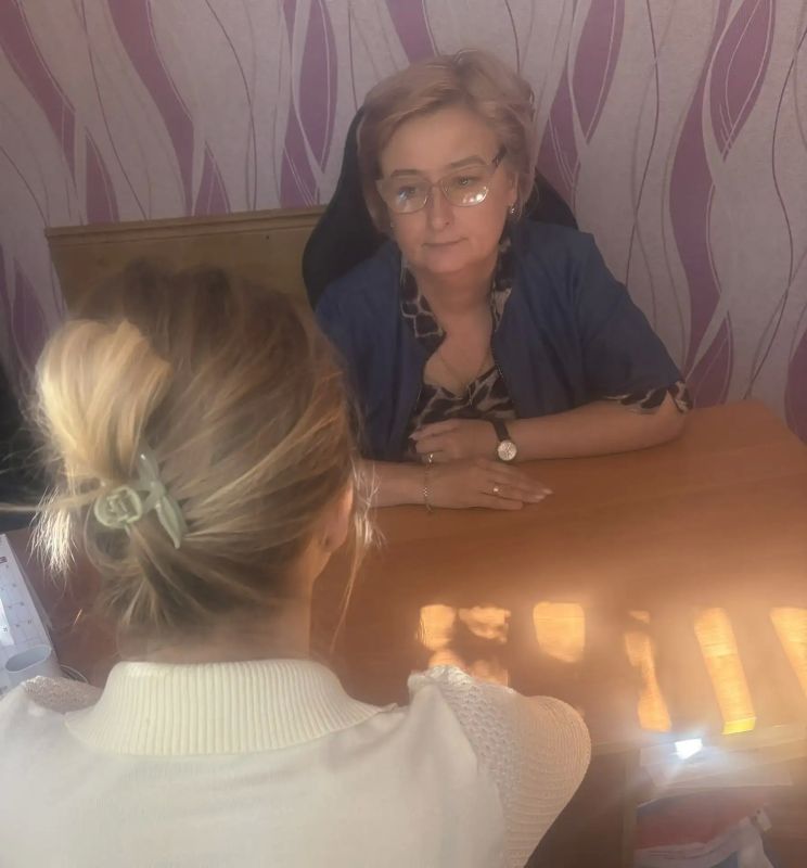 Личный приём. Карташева Ирина Валериевна, депутат Снежнянского городского совета ДНР первого созыва, фракция Всероссийской политической партии «Единая Россия» провела личный приём граждан в территориальном комитете...