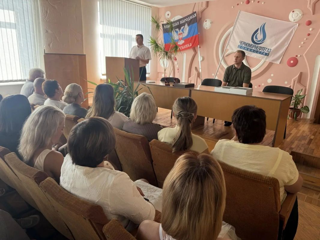 Александр Шатов: В Шахтерске чествовали работников газовой отрасли Александр Шатов: В Шахтерске чествовали работников газовой отрасли