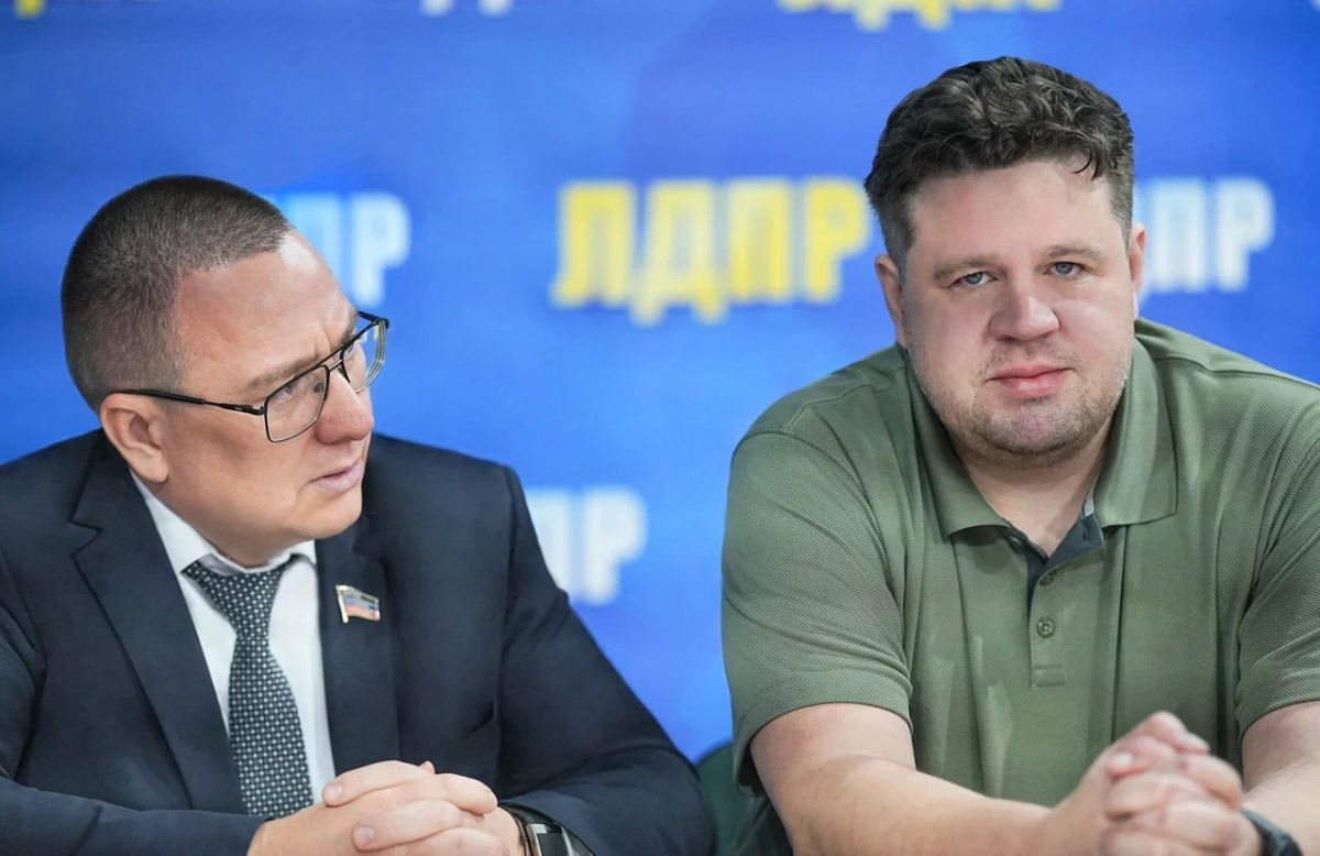 Андрей Крамар: На этой неделе вместе с Денисом Евгеньевичем Караяни встретились с Иваном Михайловичем Аничкиным – руководителем Межрегионального управления Росфинмониторинга по историческим регионам РФ. Обсудили...