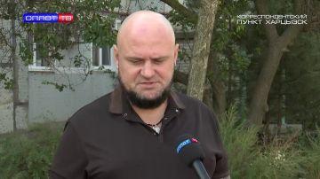 В Зугрэсе обновляют кровлю