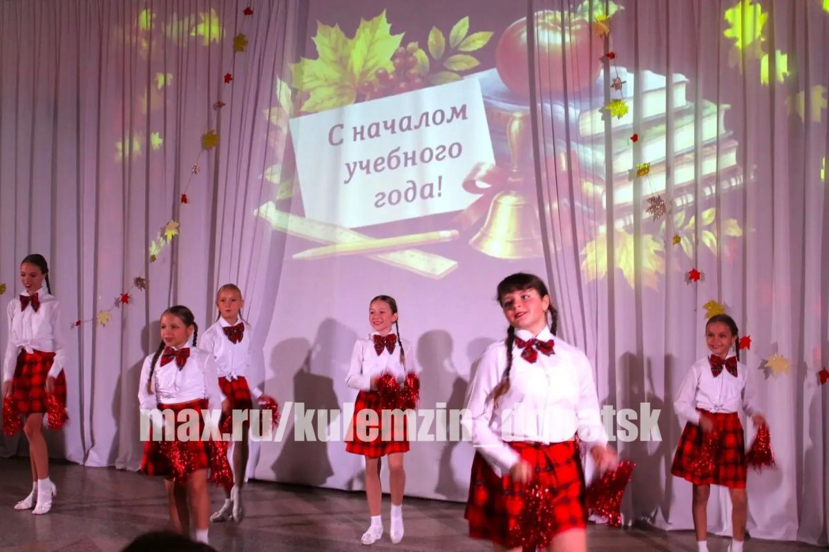 Сегодня Дом культуры им. С.М. Кирова гостеприимно открыл двери для членов клуба «Семья» и общественной организации инвалидов «Шаг навстречу» Сегодня Дом культуры им. С.М. Кирова гостеприимно открыл двери для членов клуба «Семья» и общественной организации инвалидов «Шаг навстречу»