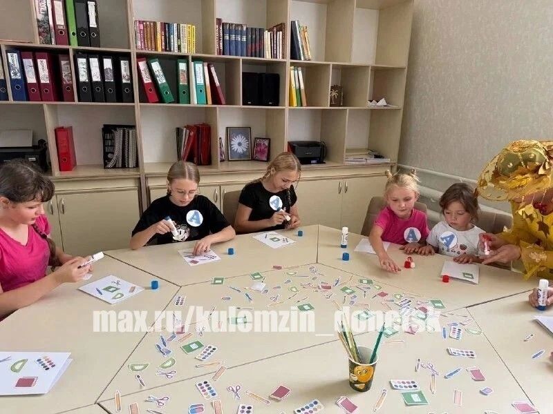 Сегодня Дом культуры им. С.М. Кирова гостеприимно открыл двери для членов клуба «Семья» и общественной организации инвалидов «Шаг навстречу» Сегодня Дом культуры им. С.М. Кирова гостеприимно открыл двери для членов клуба «Семья» и общественной организации инвалидов «Шаг навстречу»