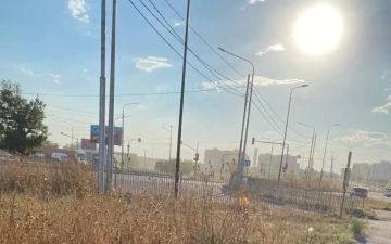 «Дышим бетонной пылью»: жители Мариуполя жалуются на завод рядом с жилыми комплексами