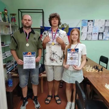 5 сентября в ШШК «Интеллект» состоялся турнир по шахматам посвященный Дню Освобождения Донбасса