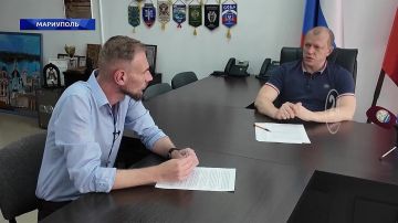 От энергоснабжения до новых объектов: глава округа Антон Кольцов ответил на вопросы мариупольцев