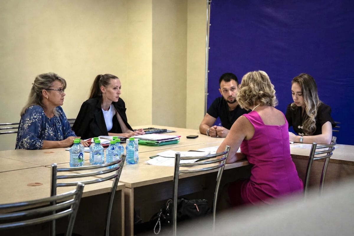Провёл очередной приём граждан в Мариуполе Провёл очередной приём граждан в Мариуполе